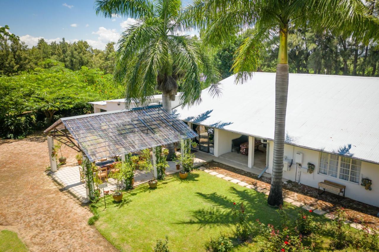Francines Venue Pty Ltd Bed and Breakfast Hoedspruit Exteriör bild