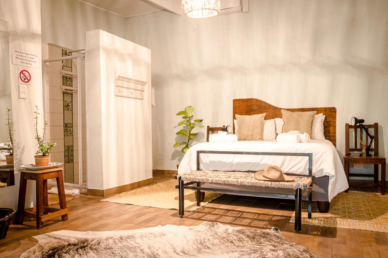 Francines Venue Pty Ltd Bed and Breakfast Hoedspruit Exteriör bild
